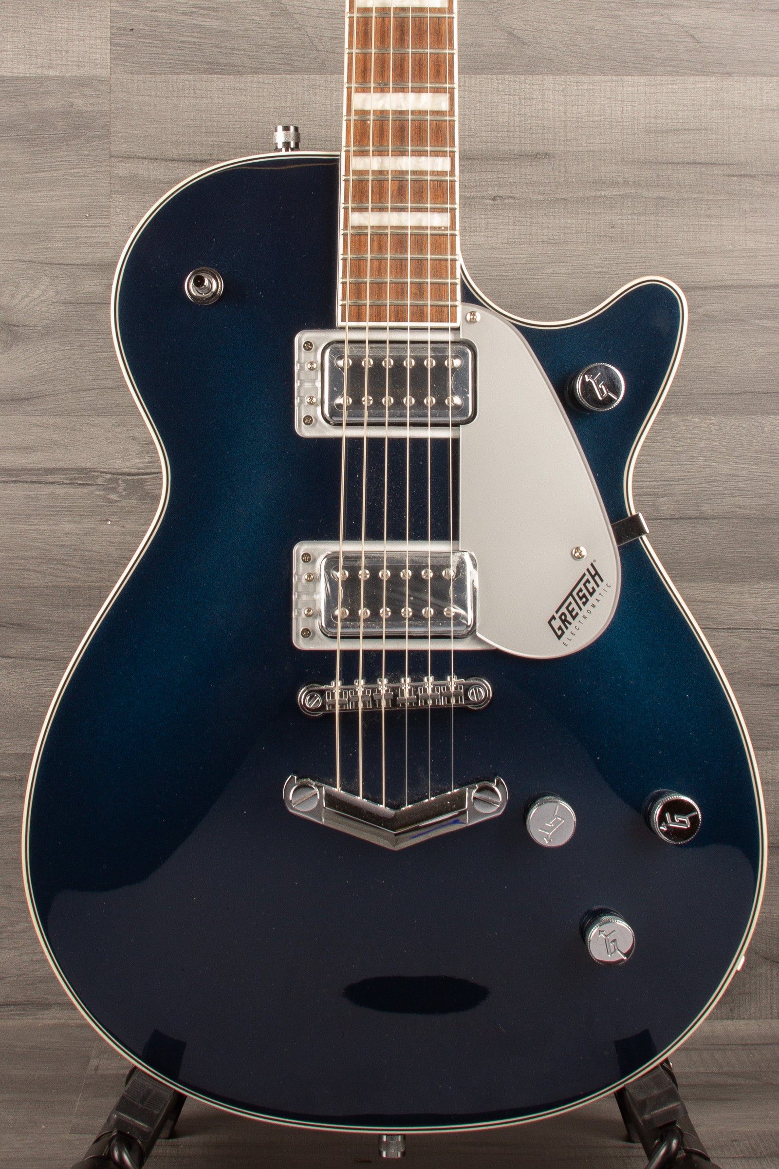 USED Gretsch G5220 Electromatic® Jet - MusicStreet