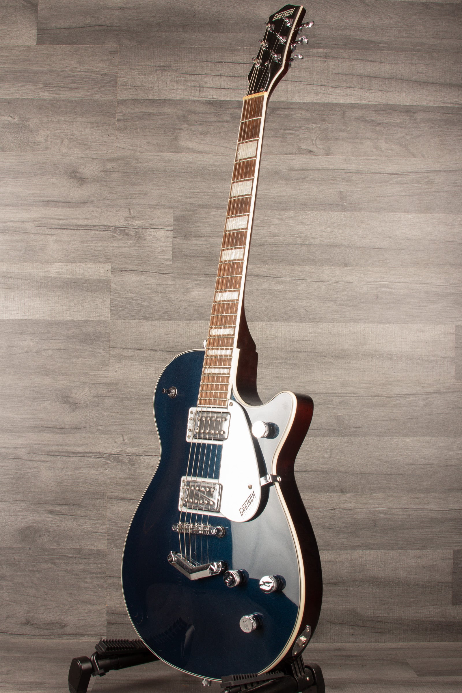 USED Gretsch G5220 Electromatic® Jet - MusicStreet