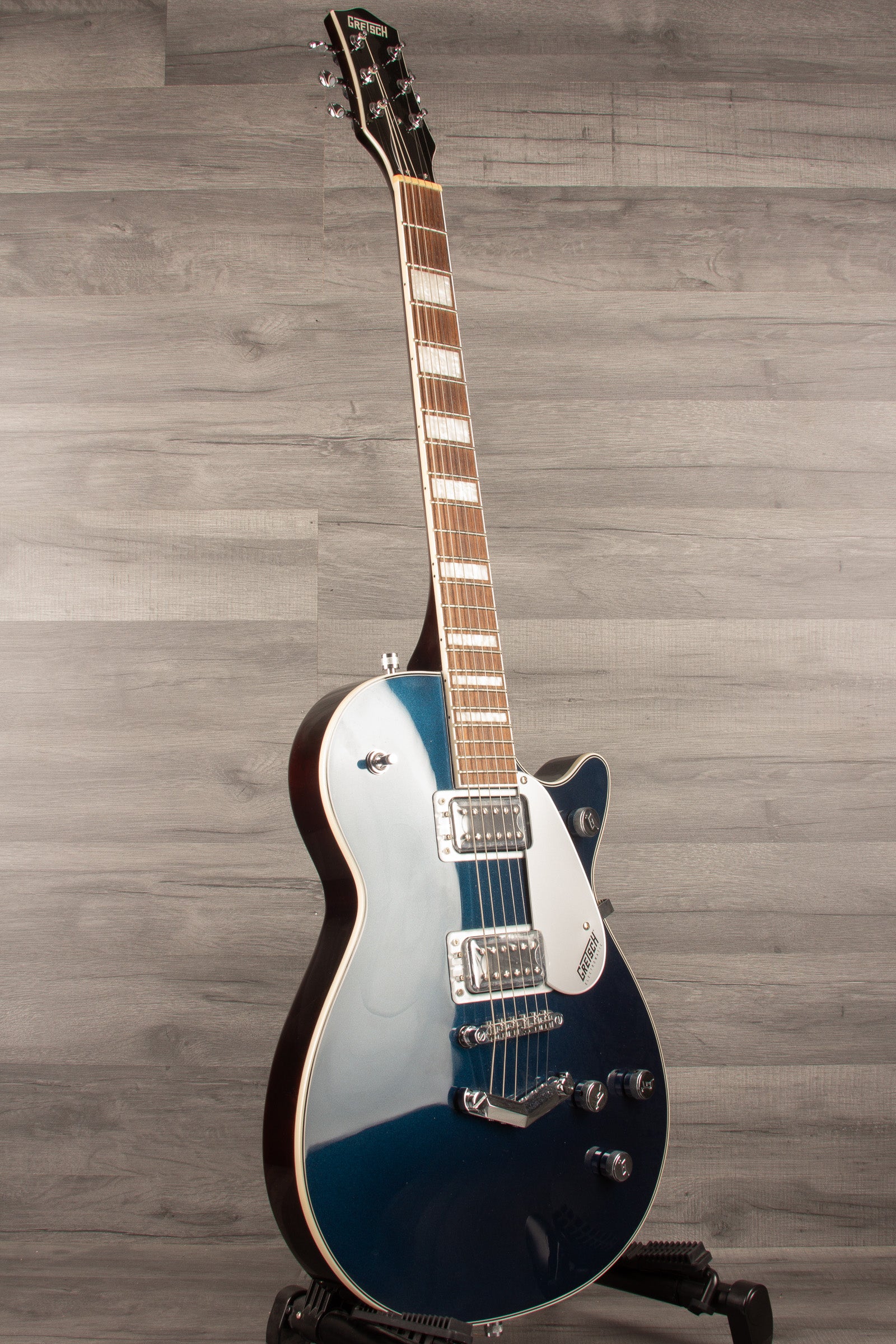 USED Gretsch G5220 Electromatic® Jet - MusicStreet