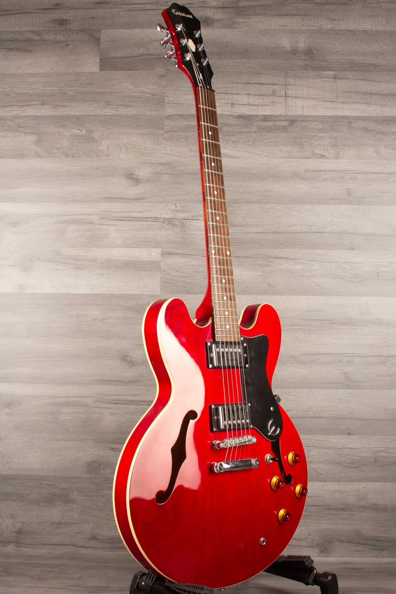 USED - Epiphone ES-335 Electric Guitar - Cherry inc Gator hard case - MusicStreet