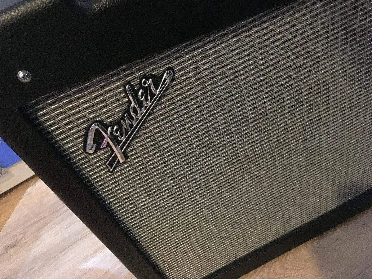 USED - Fender Mustang Iv (V2) Guitar Amplifier Inc Foot Controllers