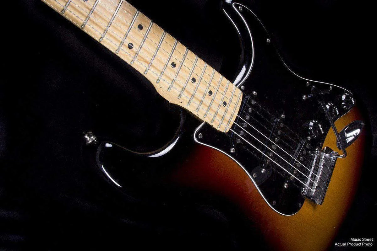 USED - Fender '04 50Th Anniversary Strat, Sunburst