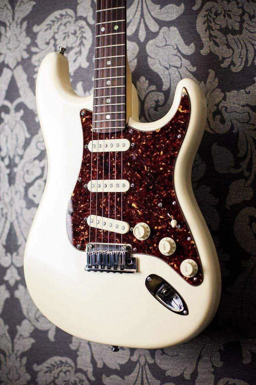 USED - Fender 2006 American Deluxe Stratocaster 60Th Anniversary