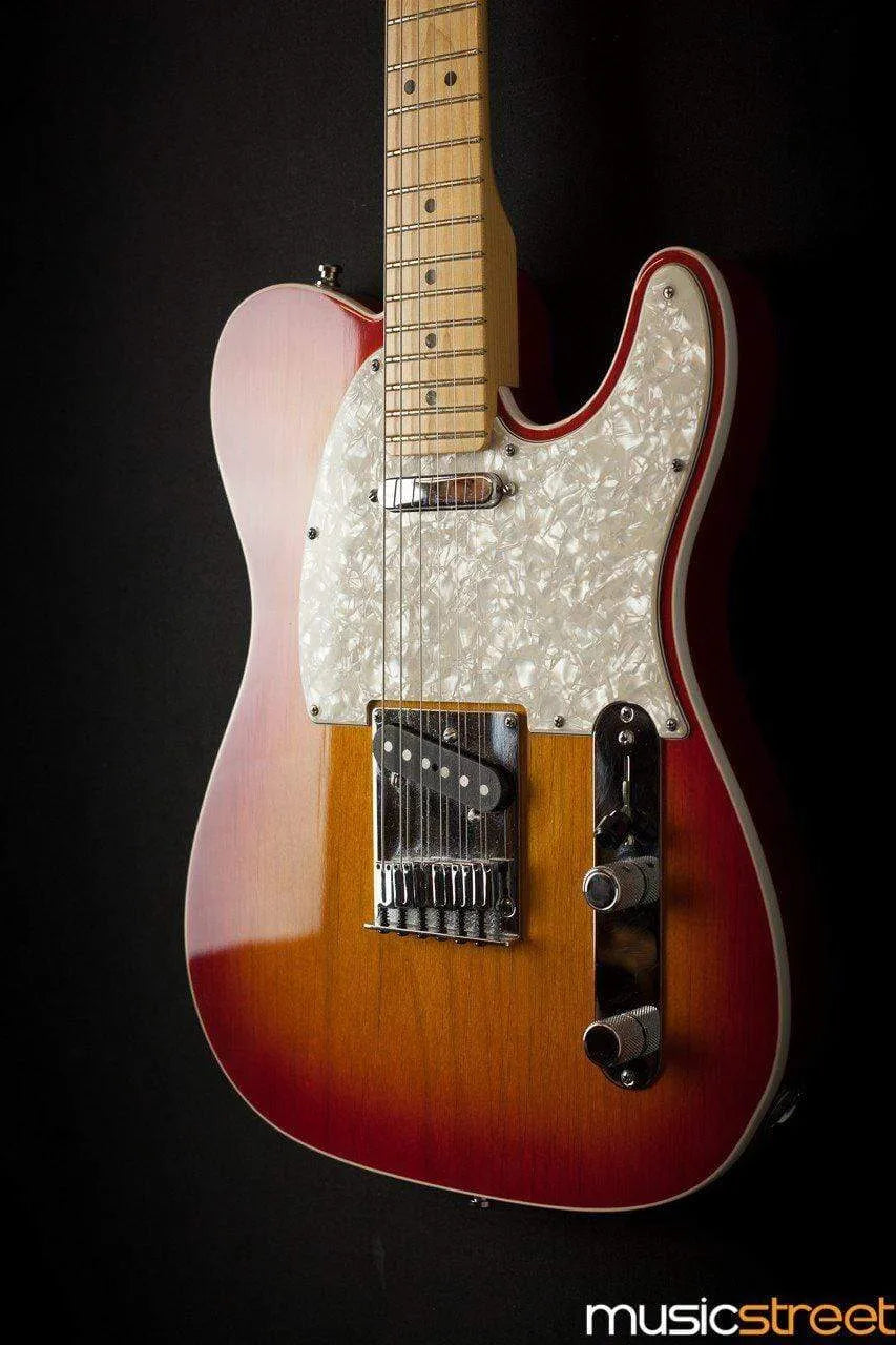USED Fender American Deluxe Telecaster (Aged Cherry Burst, Maple)