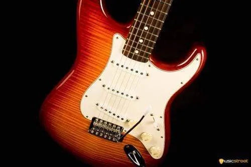 USED - Fender Mexican Plus Top Stratocaster