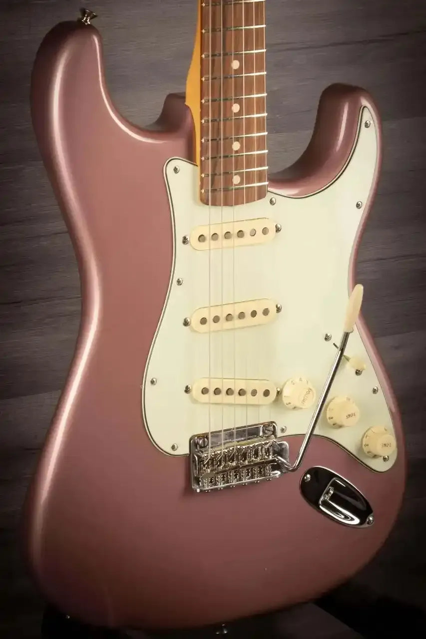 USED - Fender Vintera '60s Stratocaster Modified - Burgundy Mist