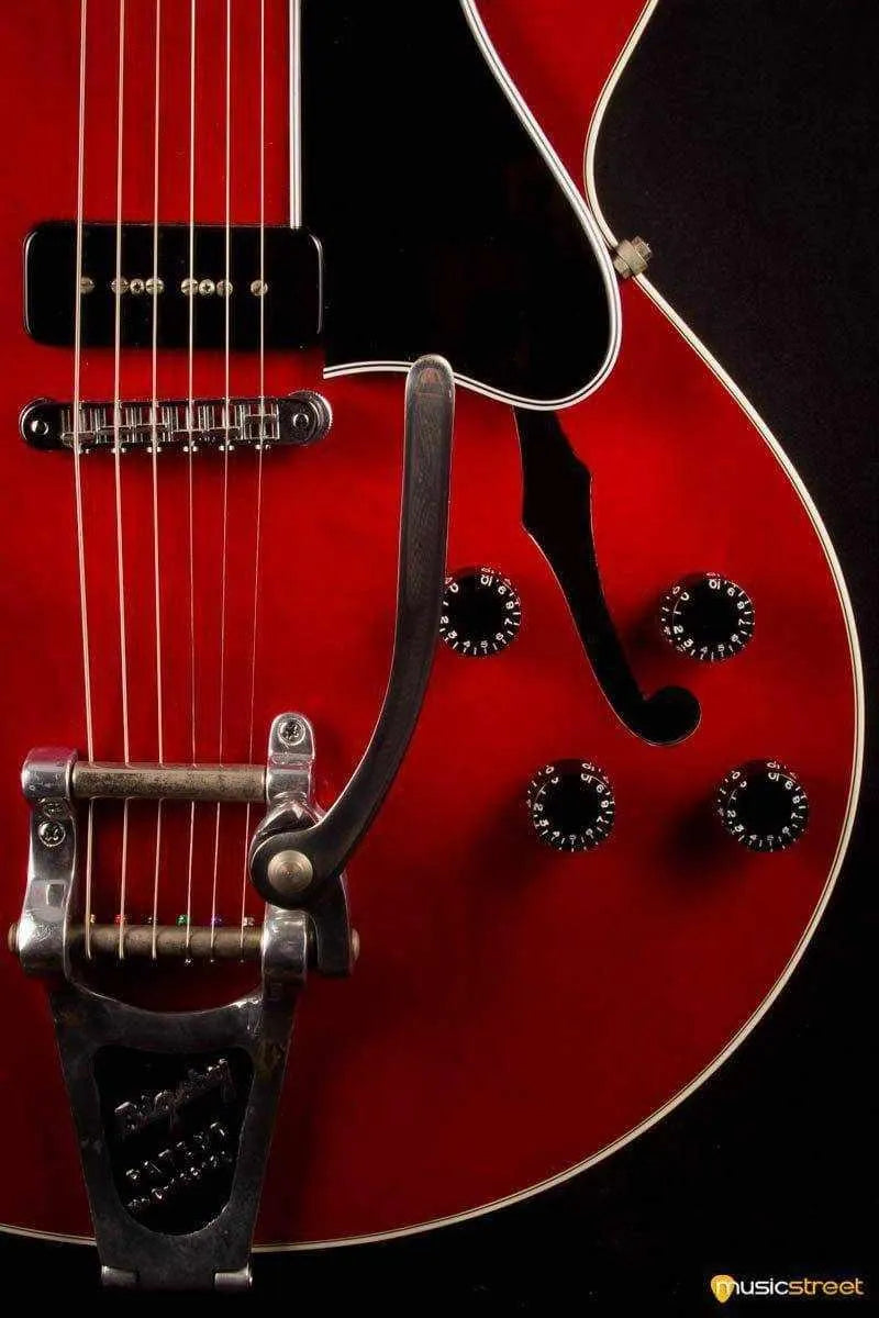 USED - 1993 Gibson ES135 P90 & Bigsby