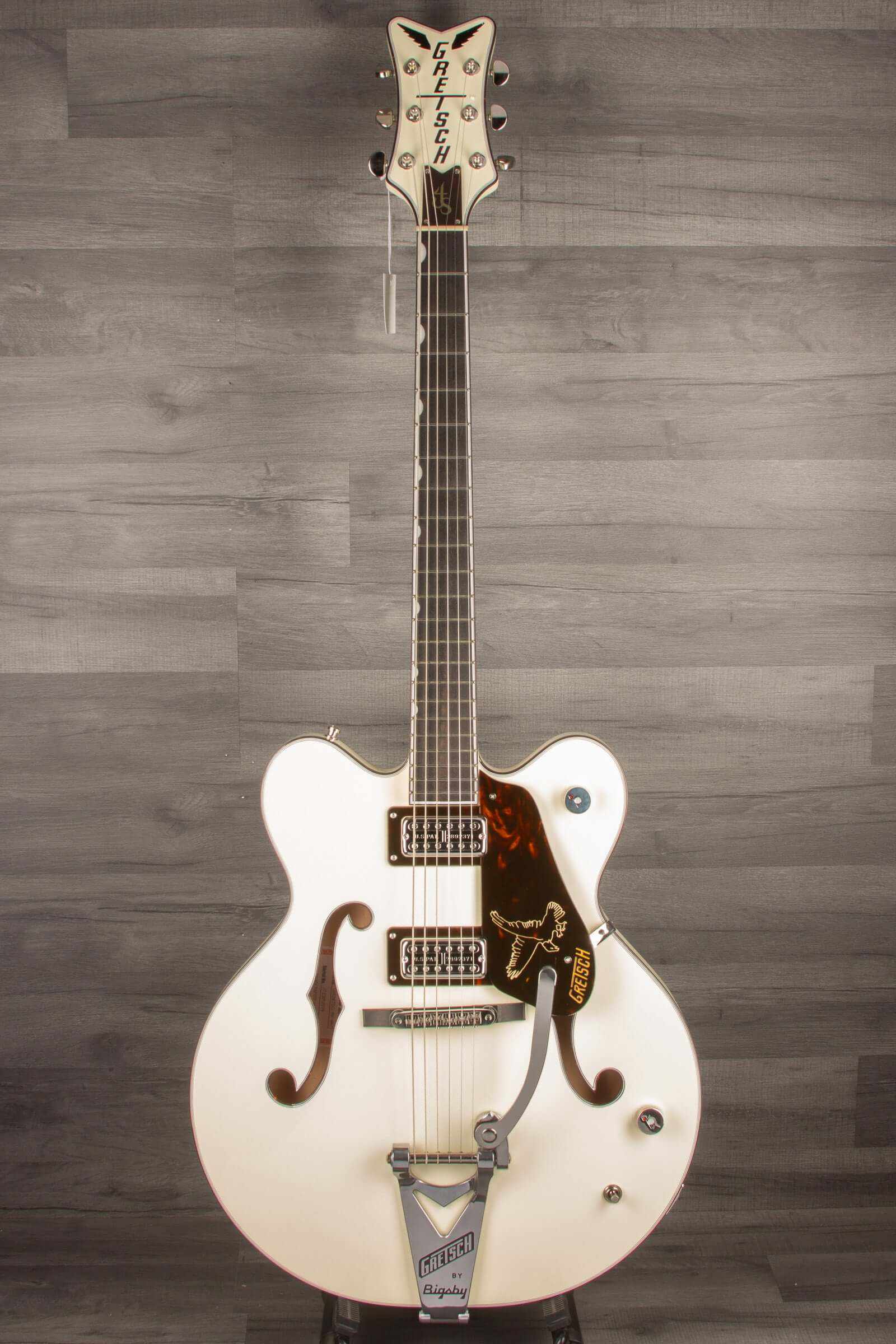 Gretsch G6636T-RF Richard Fortus Signature Falcon™ Center Block Electric Guitar with String-Thru Bigsby®, Ebony Fingerboard - Vintage White