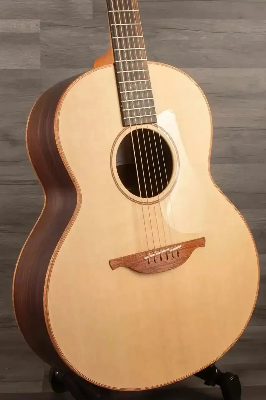 Lowden F-12 Acoustic Guitar Original series - MusicStreet