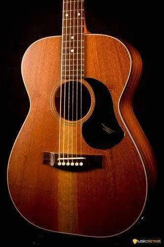 USED - Maton M808 (With Hardcase)
