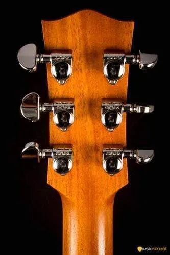 USED - Maton M808 (With Hardcase)