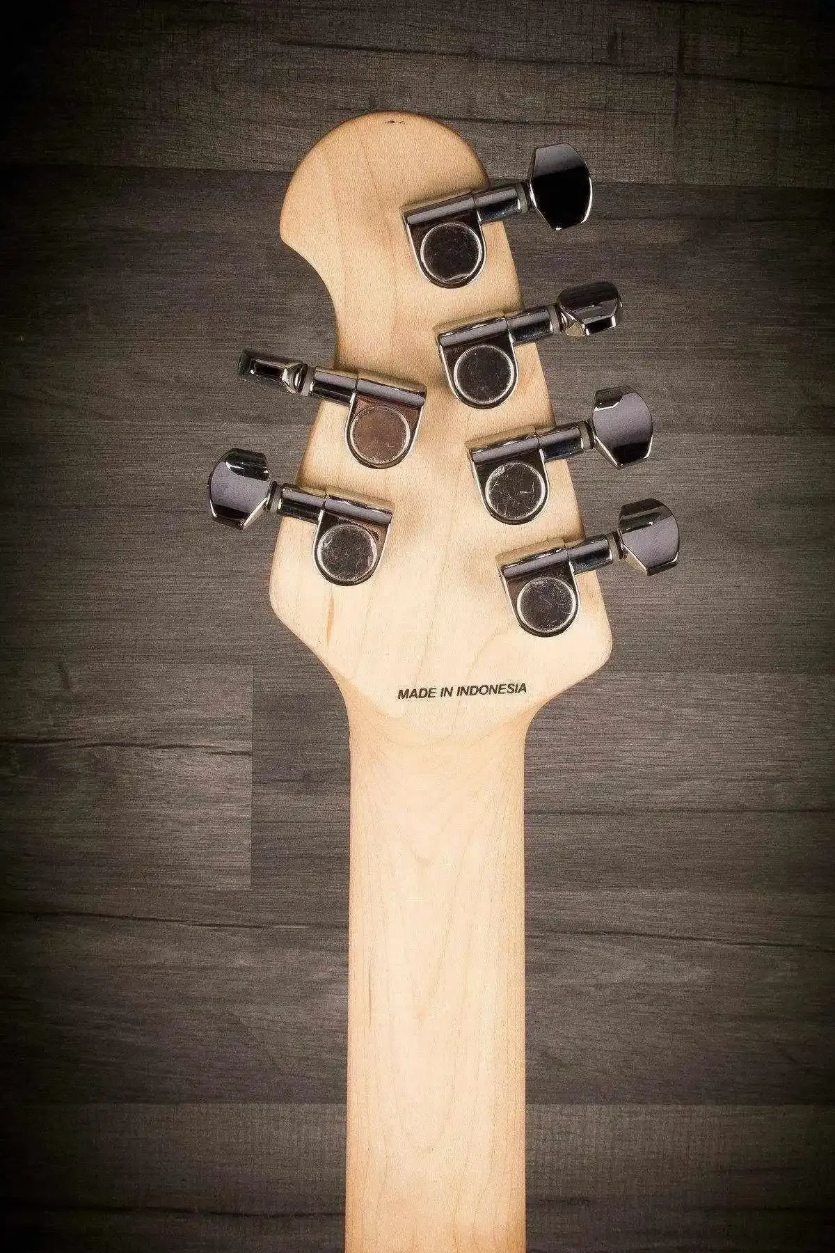 Music Man S.U.B Series Silo3 - Black