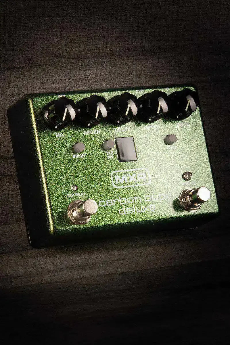 MXR Carbon Copy Deluxe