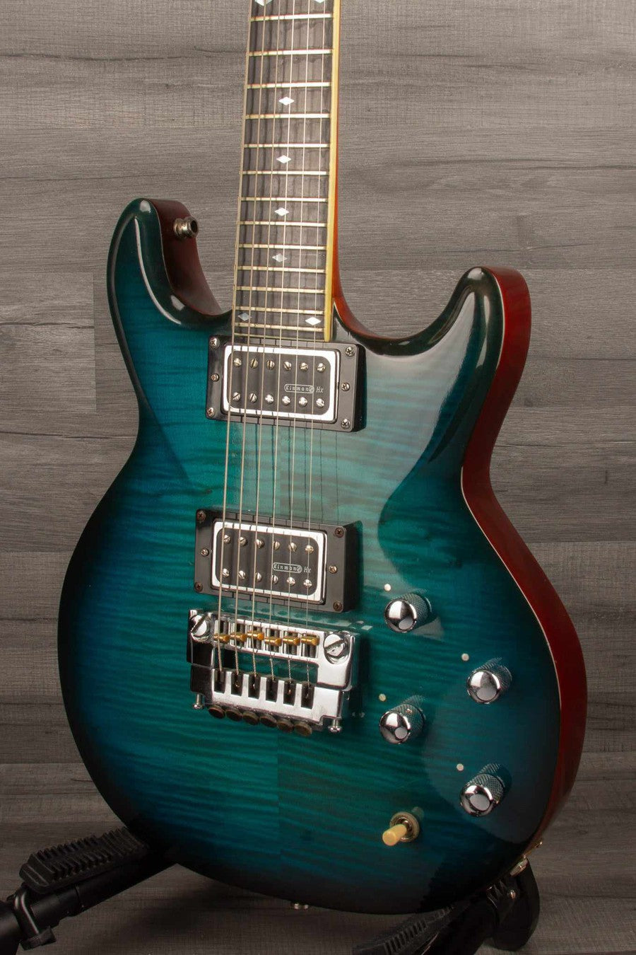 USED - Overwater 1980's deluxe guitar (inc hard case)