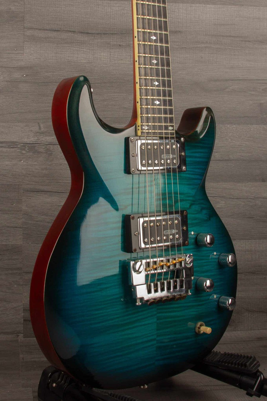 USED - Overwater 1980's deluxe guitar (inc hard case)