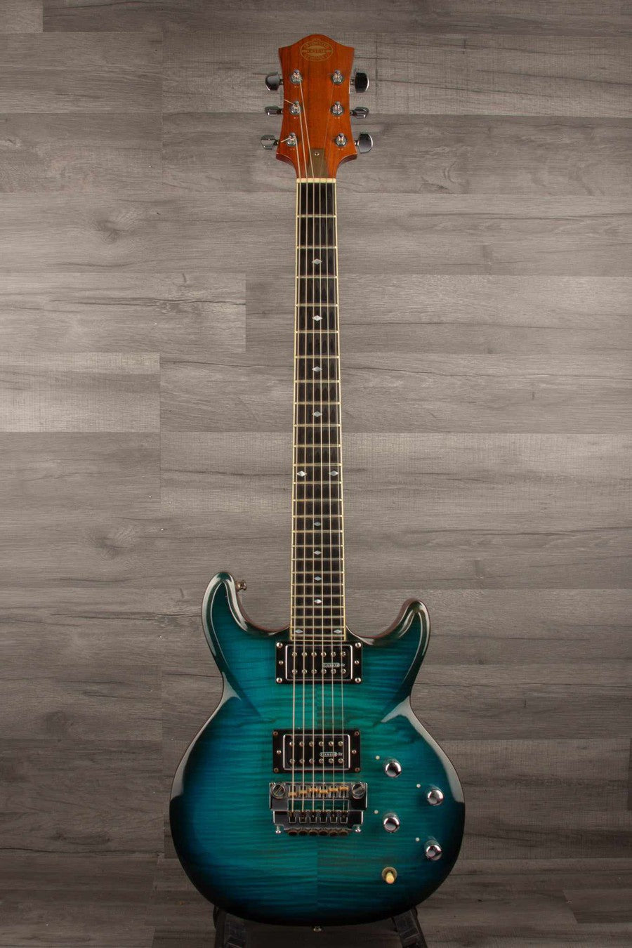 USED - Overwater 1980's deluxe guitar (inc hard case)