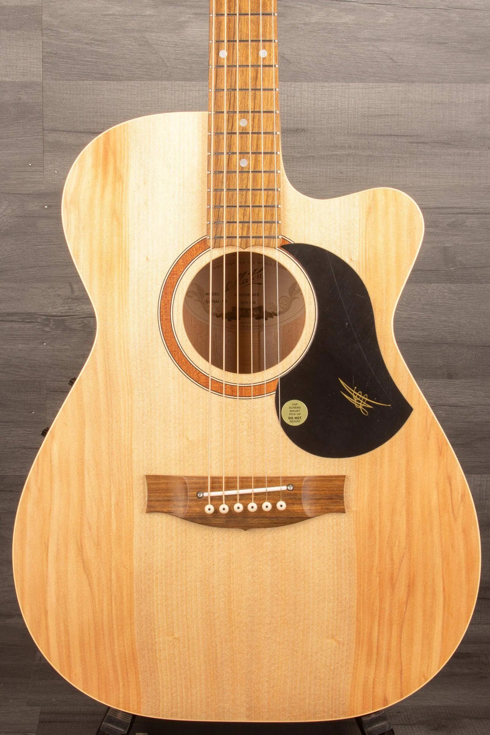 Maton Performer - Acoustic Guitar