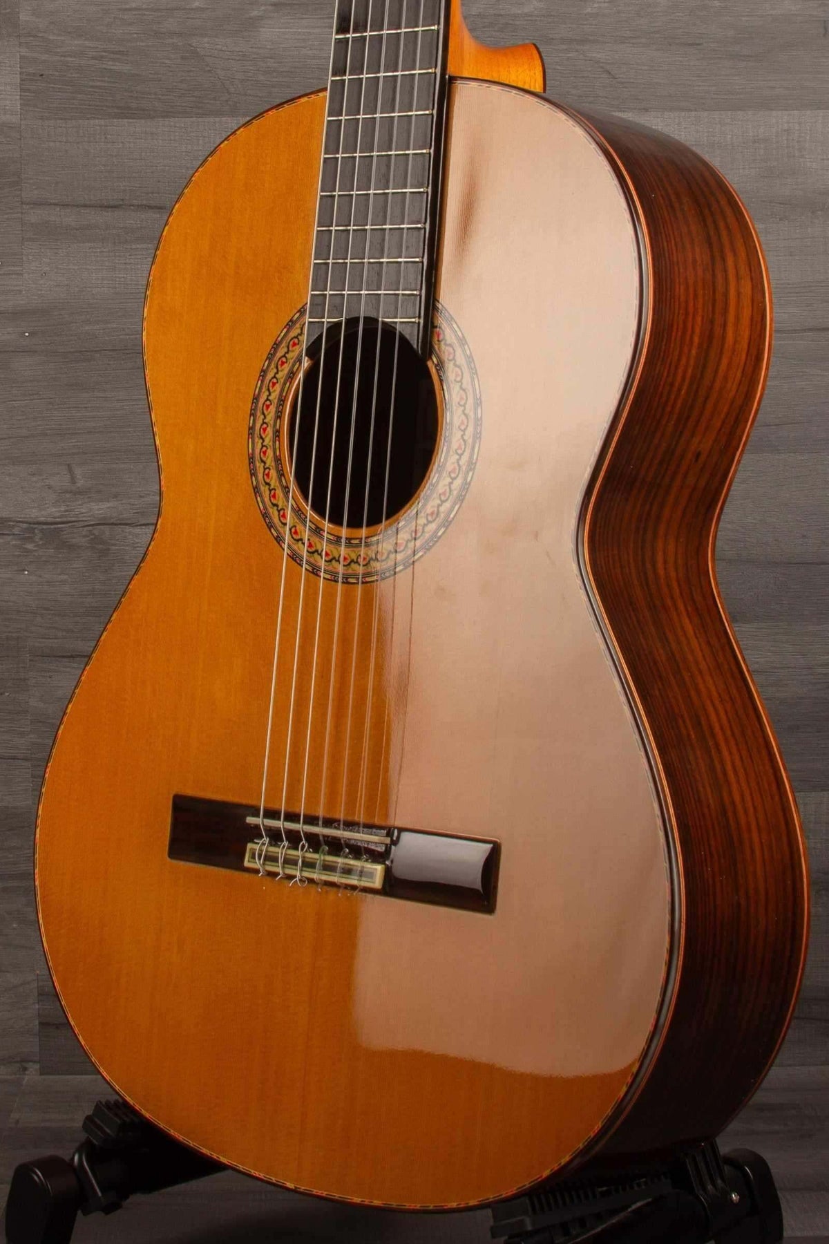 USED - Manuel Rodriguez model E, superb condition guitar with Cedro neck and unique shellac finish.