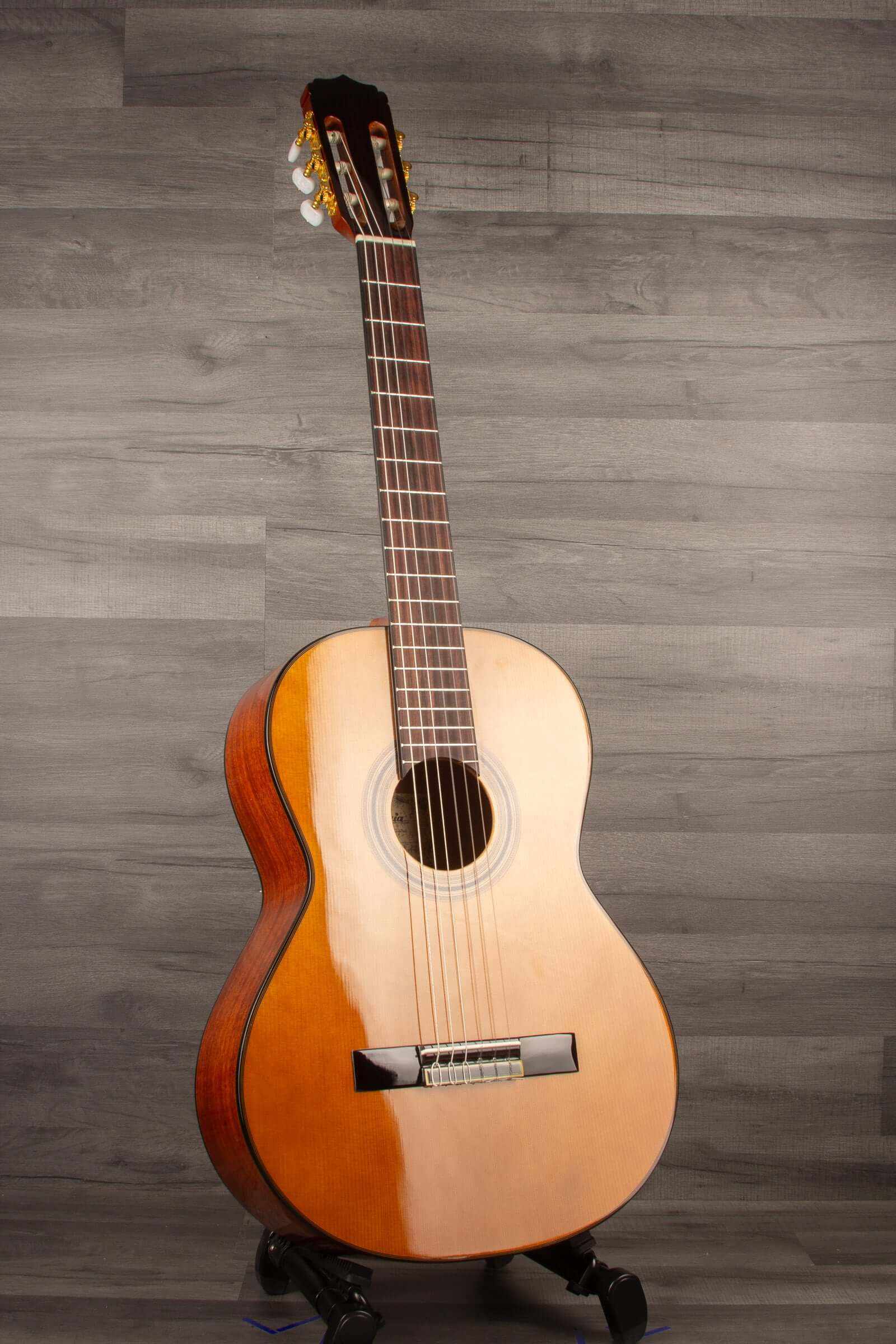 Aria Classical Guitar A-20N