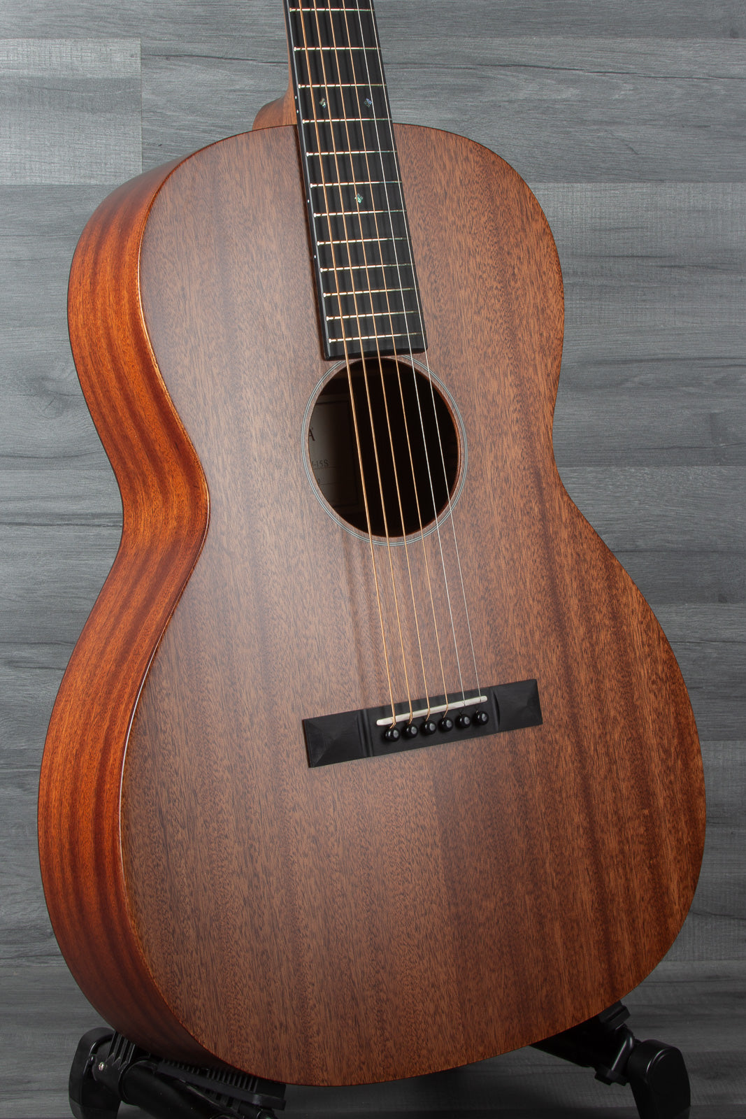 Sigma 000M-15S