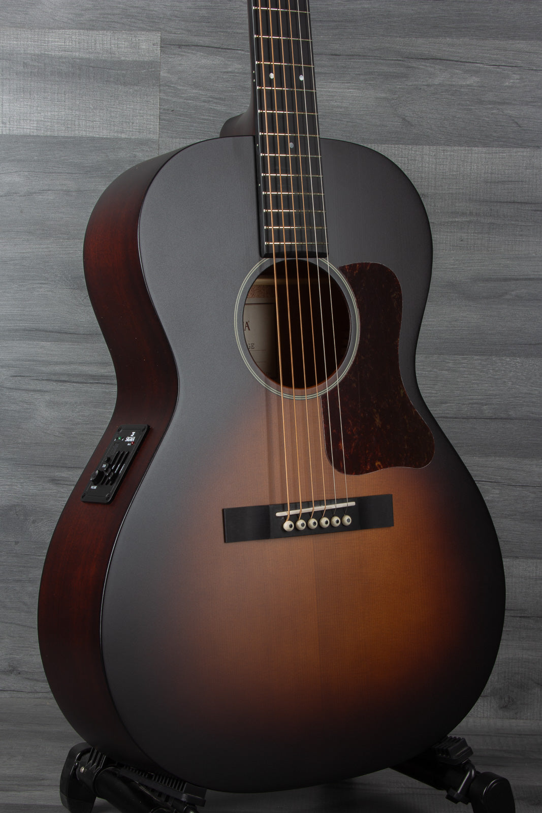 Sigma LM-SGE Sunburst 00-14 fret