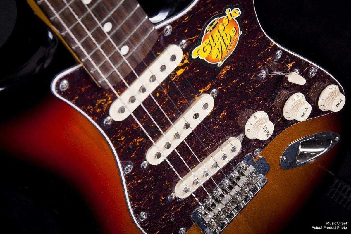 USED - Squier Stratocaster Classic Vibe '60S - 3 Tone Sunburst