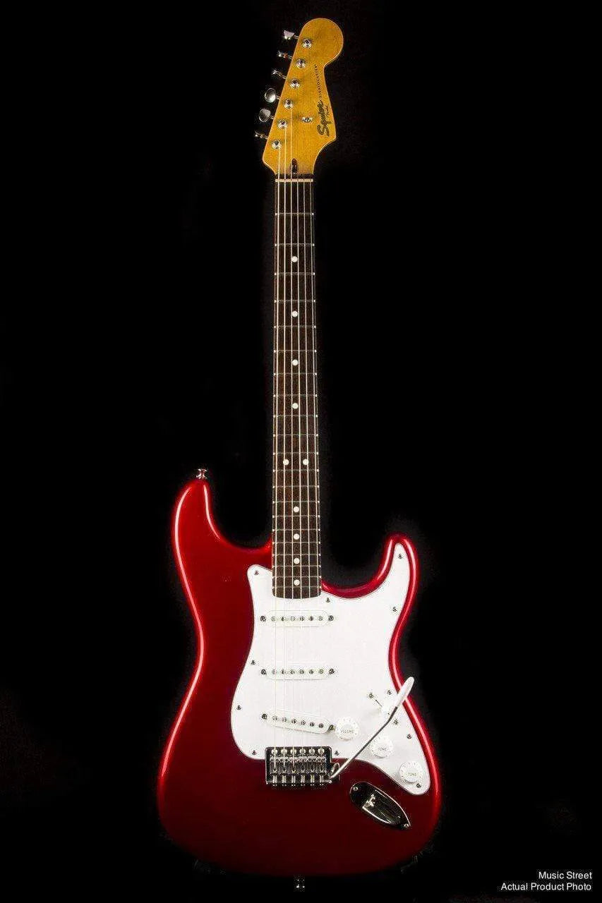 USED - Squier Stratocaster Classic Vibe '60S - Candy Apple Red