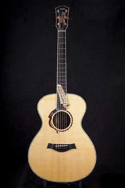 USED - 2002 Taylor Liberty Tree & Liberty Tree Baby Taylor (Pair)
