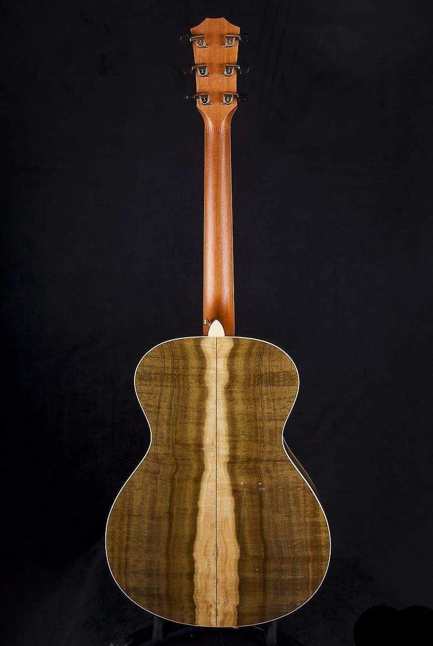USED - 2002 Taylor Liberty Tree & Liberty Tree Baby Taylor (Pair)