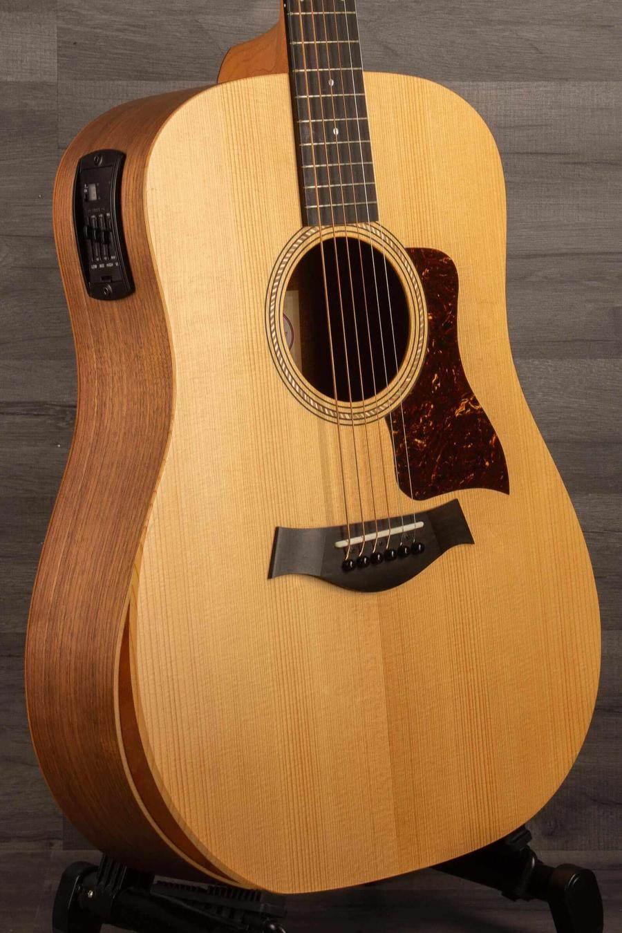 USED - 2022 Taylor 110e acoustic guitar showcasing solid Sitka spruce top and ES2 pickup system.