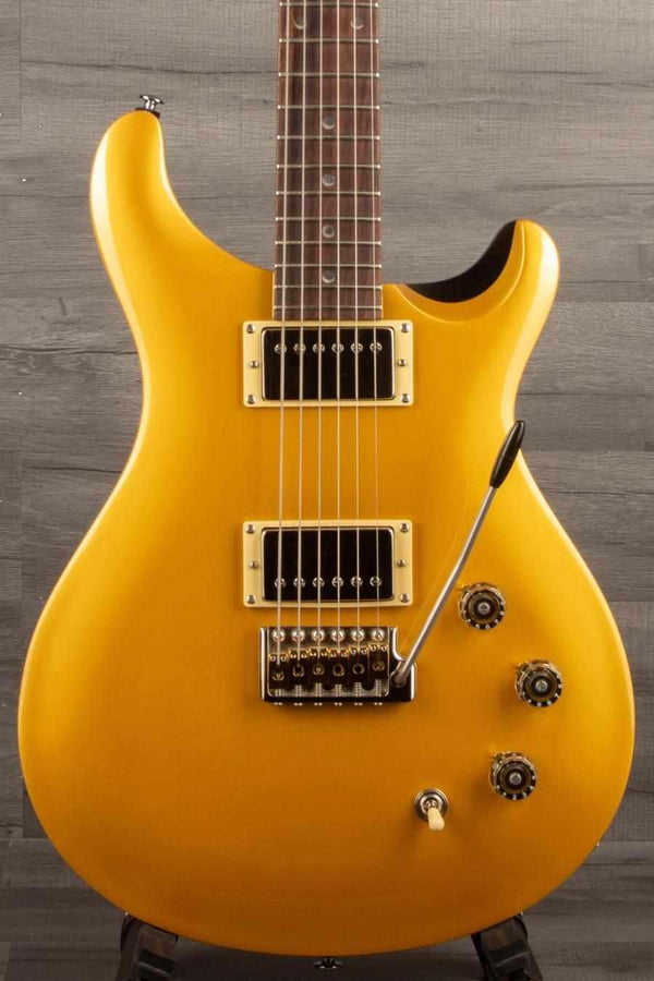 USED - PRS SE DGT Gold Top Electric Guitar showcasing its sleek design and upgraded hardware.