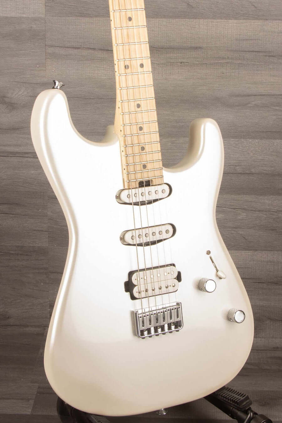 USED - Charvel Pro-Mod San Dimas Style 1 HSS - Platinum Pearl