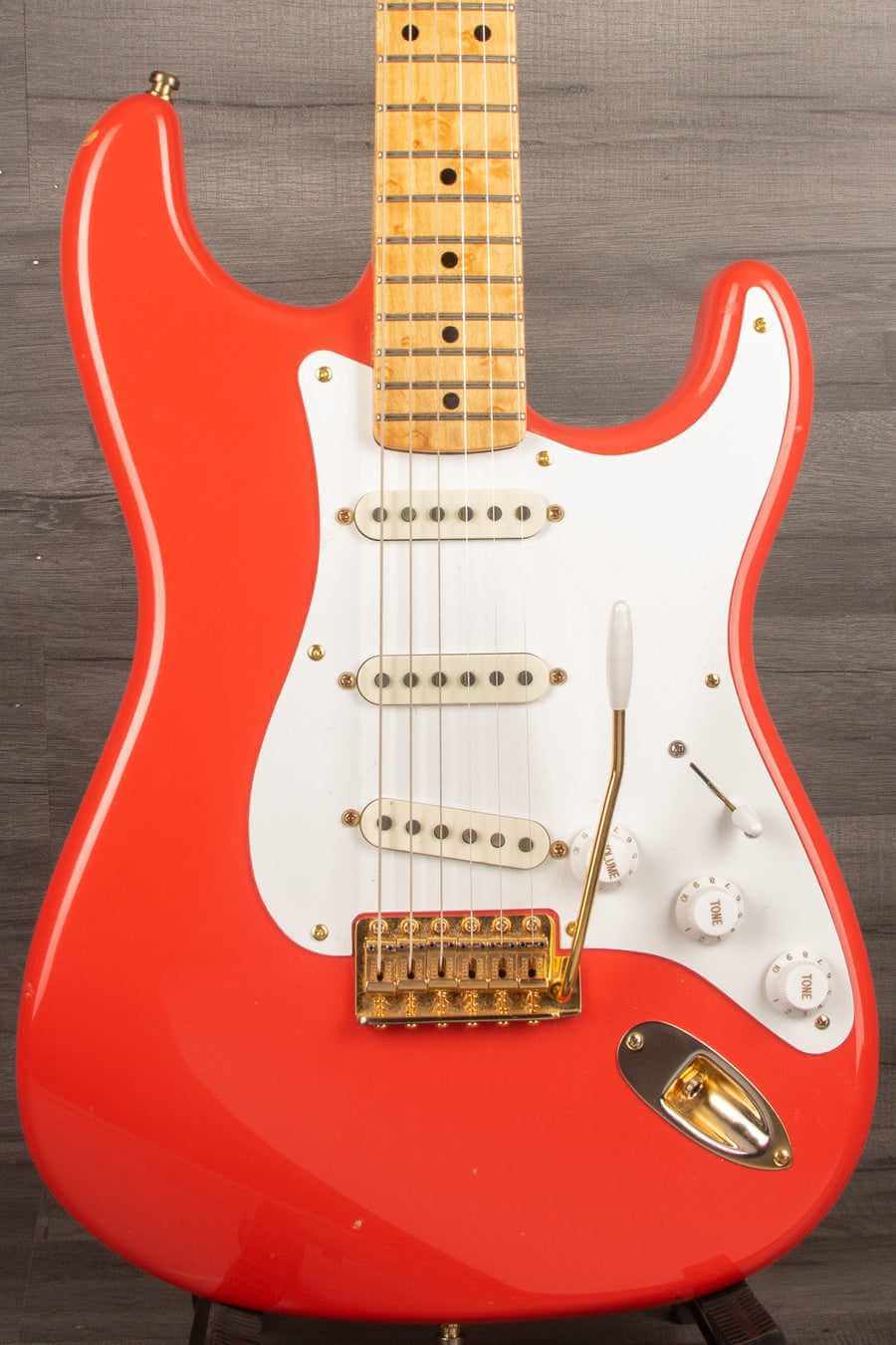 USED - Fender Custom '56 NOS Fiesta red stratocaster s#R88311