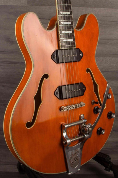 USED - Eastman T64/V Antique Varnish guitar with dual P-90 pickups and a vintage finish.