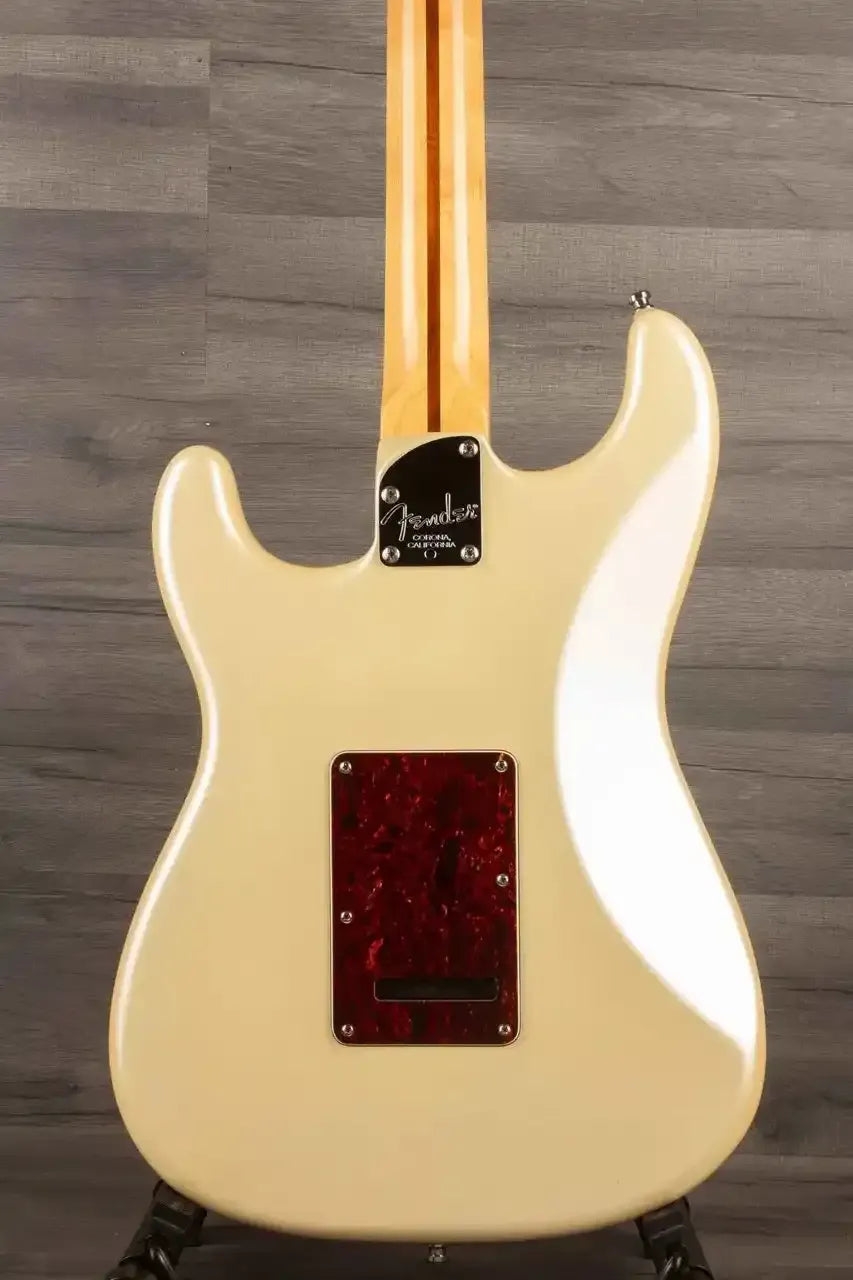 USED - Fender American Deluxe Stratocaster - Olympic Pearl