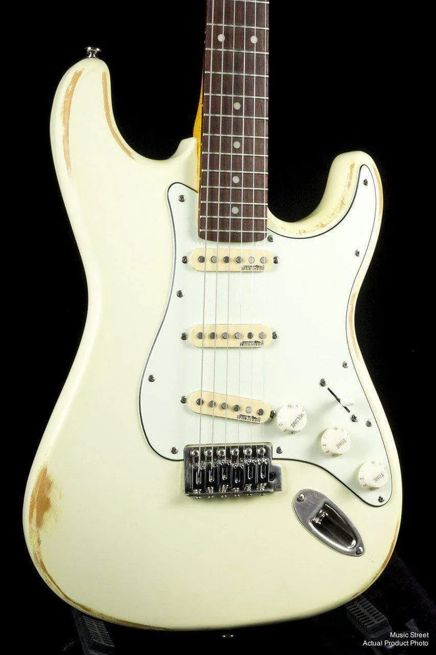 USED - Vintage - Icon Series Stratocaster V6 - Distressed White