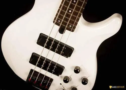 USED - Yamaha Trbx304 Bass