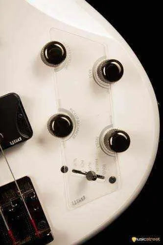 USED - Yamaha Trbx304 Bass