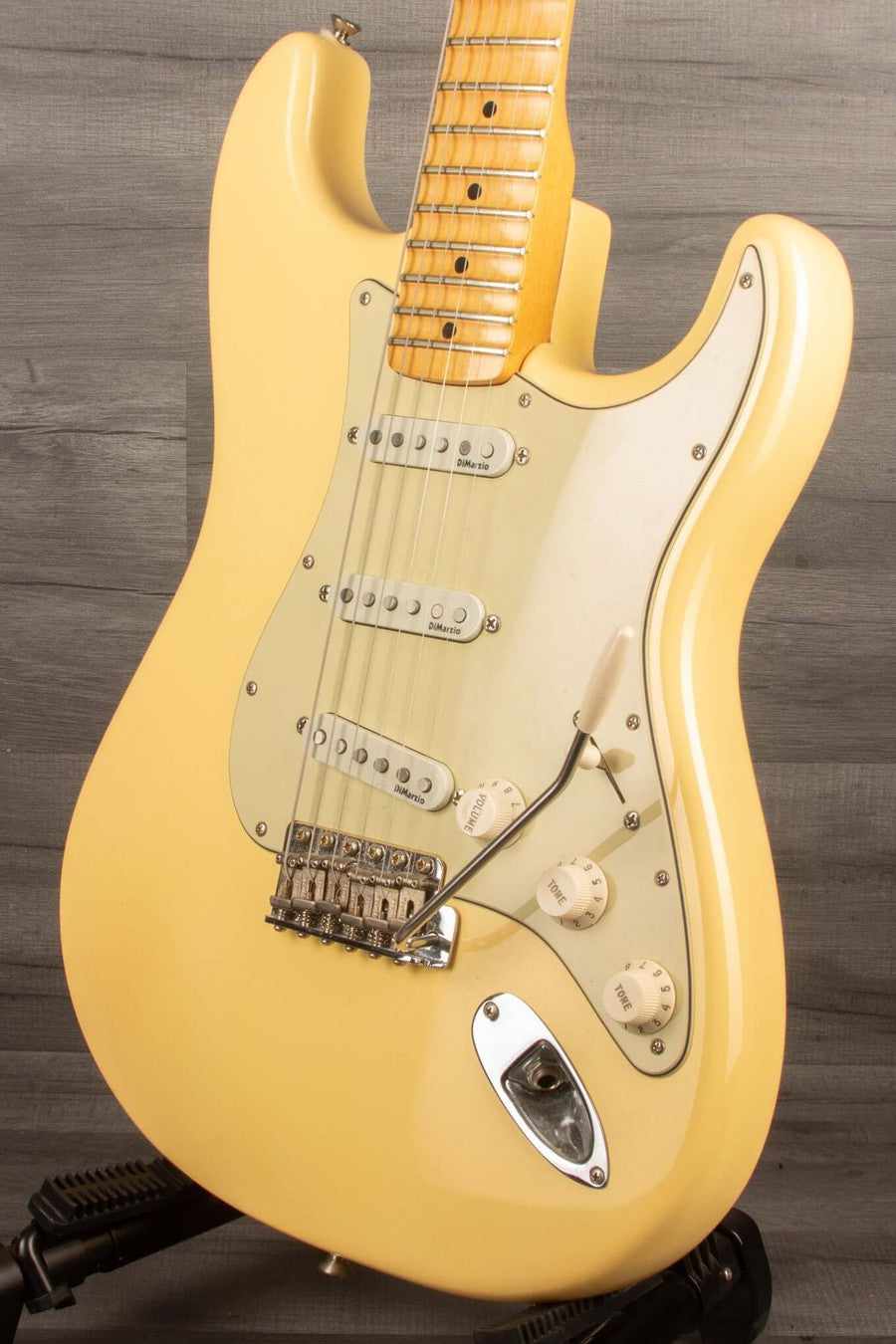 USED Fender Yngwie Malmsteen USA Stratocaster Electric Guitar - Vintage White