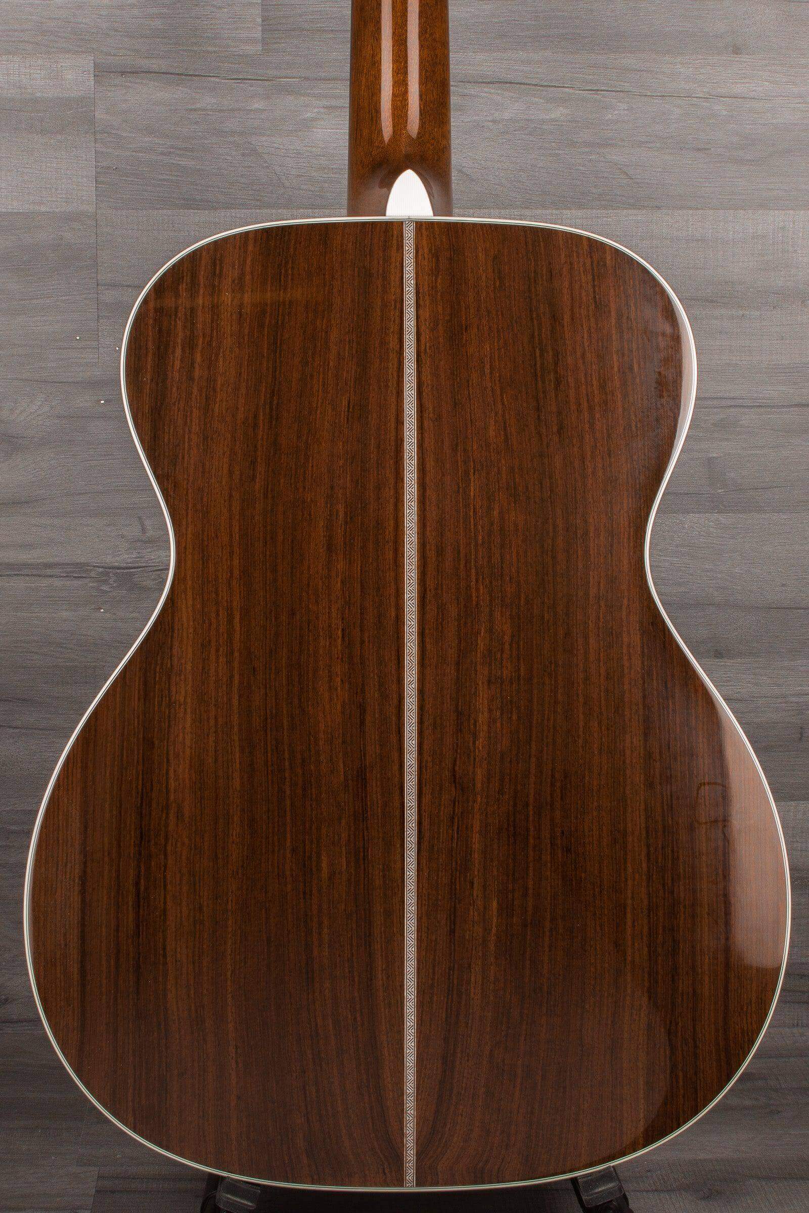 Martin 000-28EC Sunburst Acoustic guitar