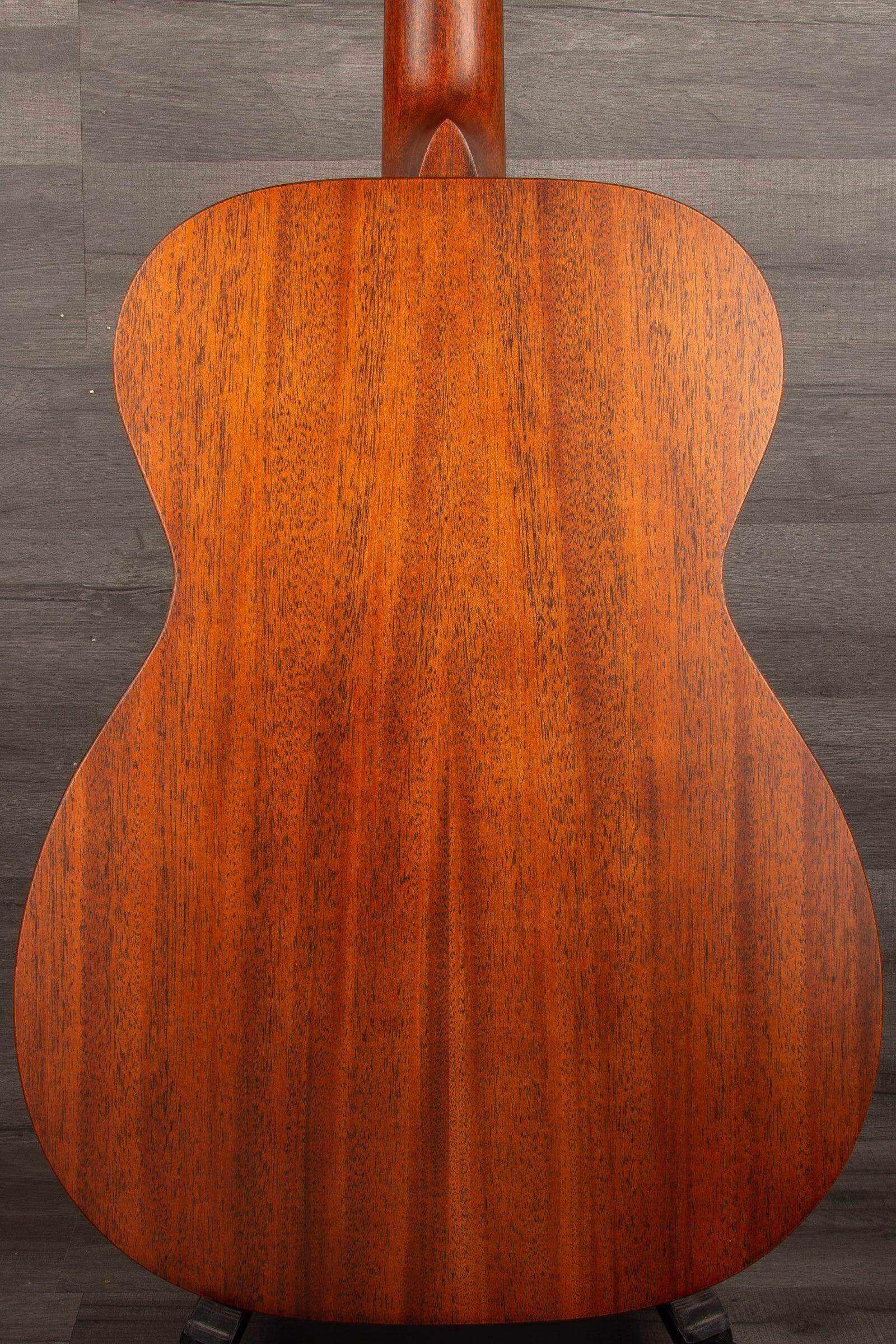 Martin 0015M Acoustic guitar