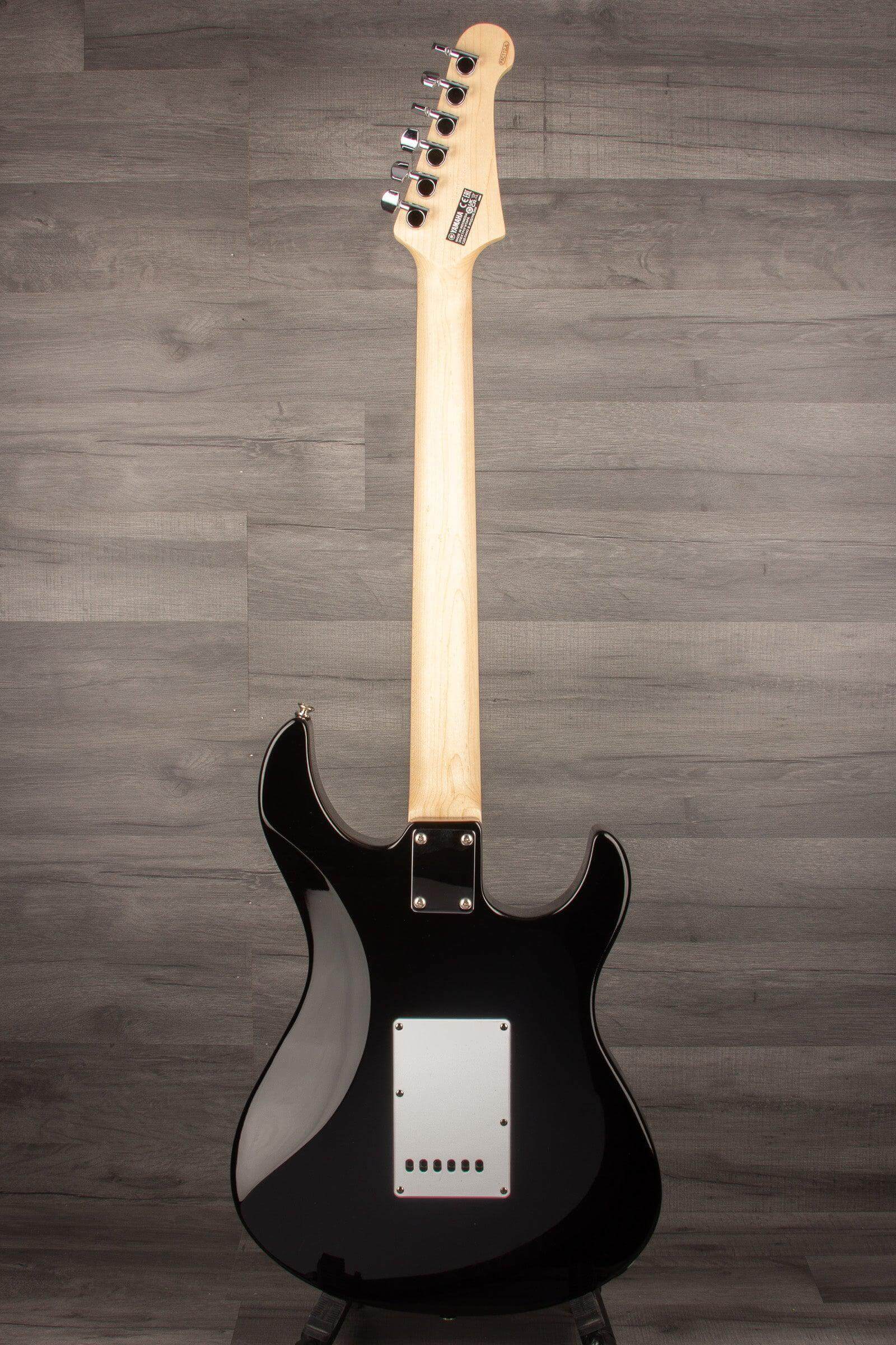 Yamaha Pacifica 112J Left Hand - Black - MusicStreet