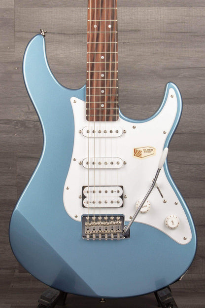 Yamaha Pacifica 112J - Lake Placid Blue