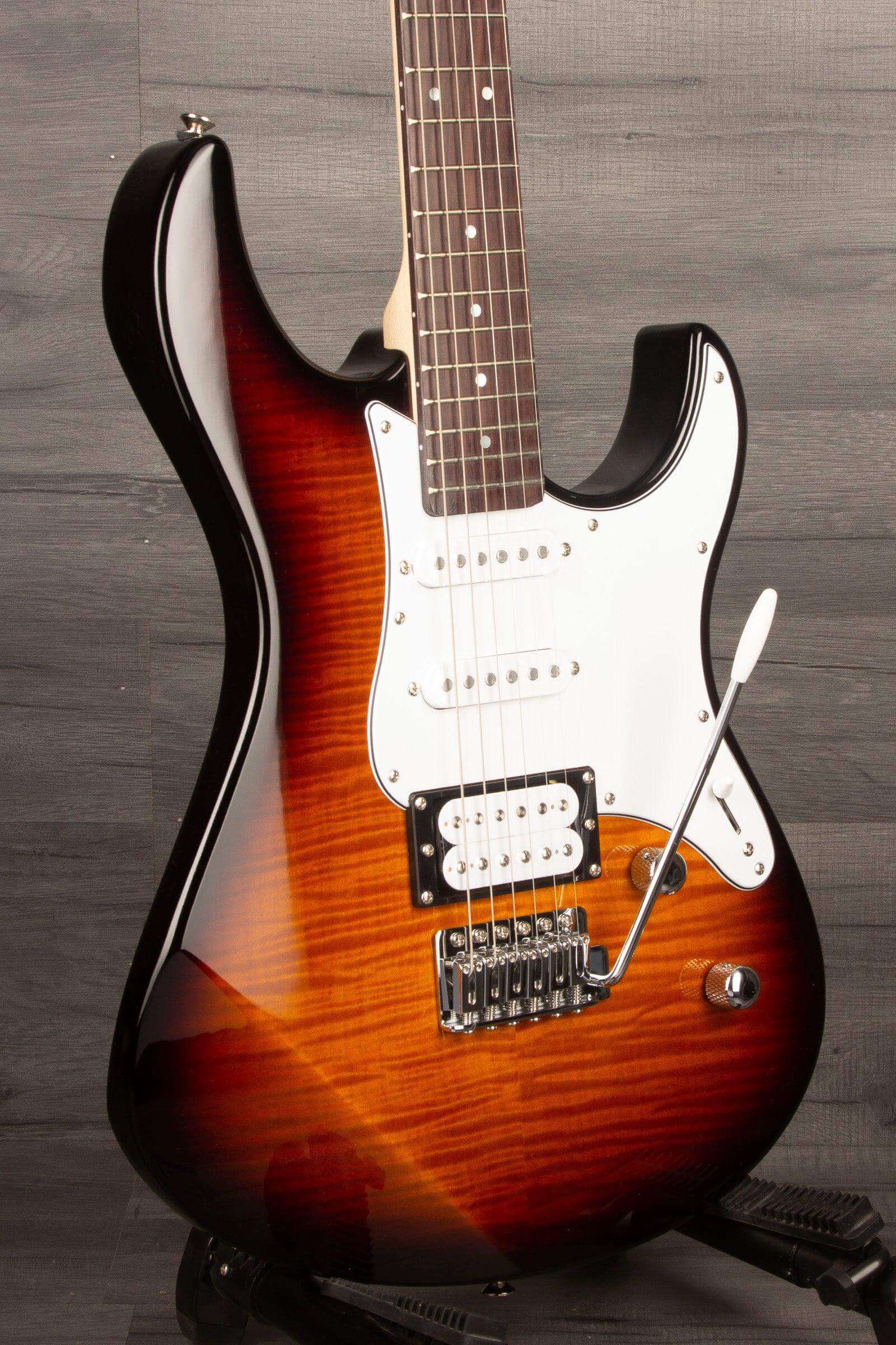 Yamaha Pacifica 212V FM TBS
