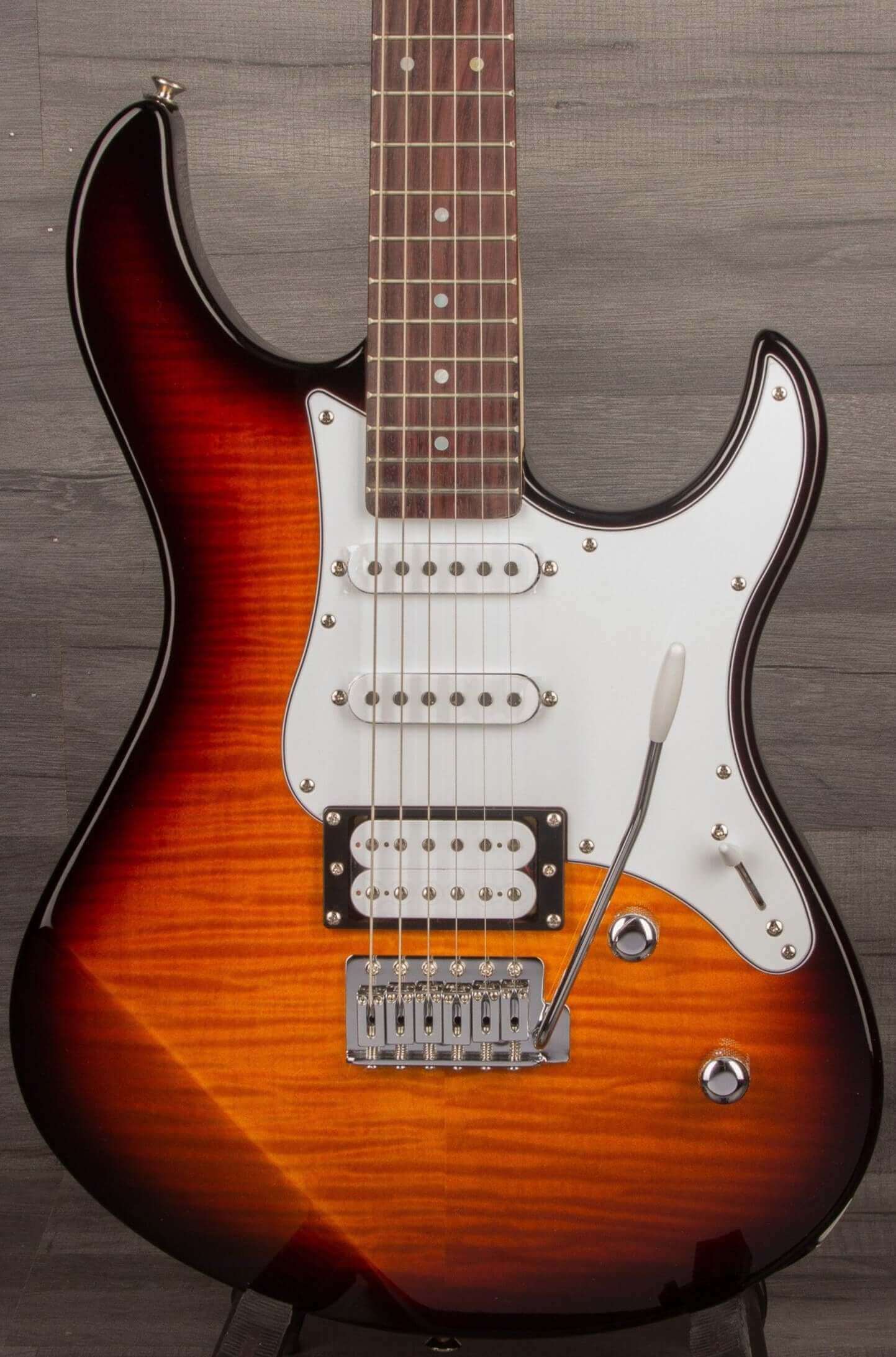 Yamaha Pacifica 212V FM TBS