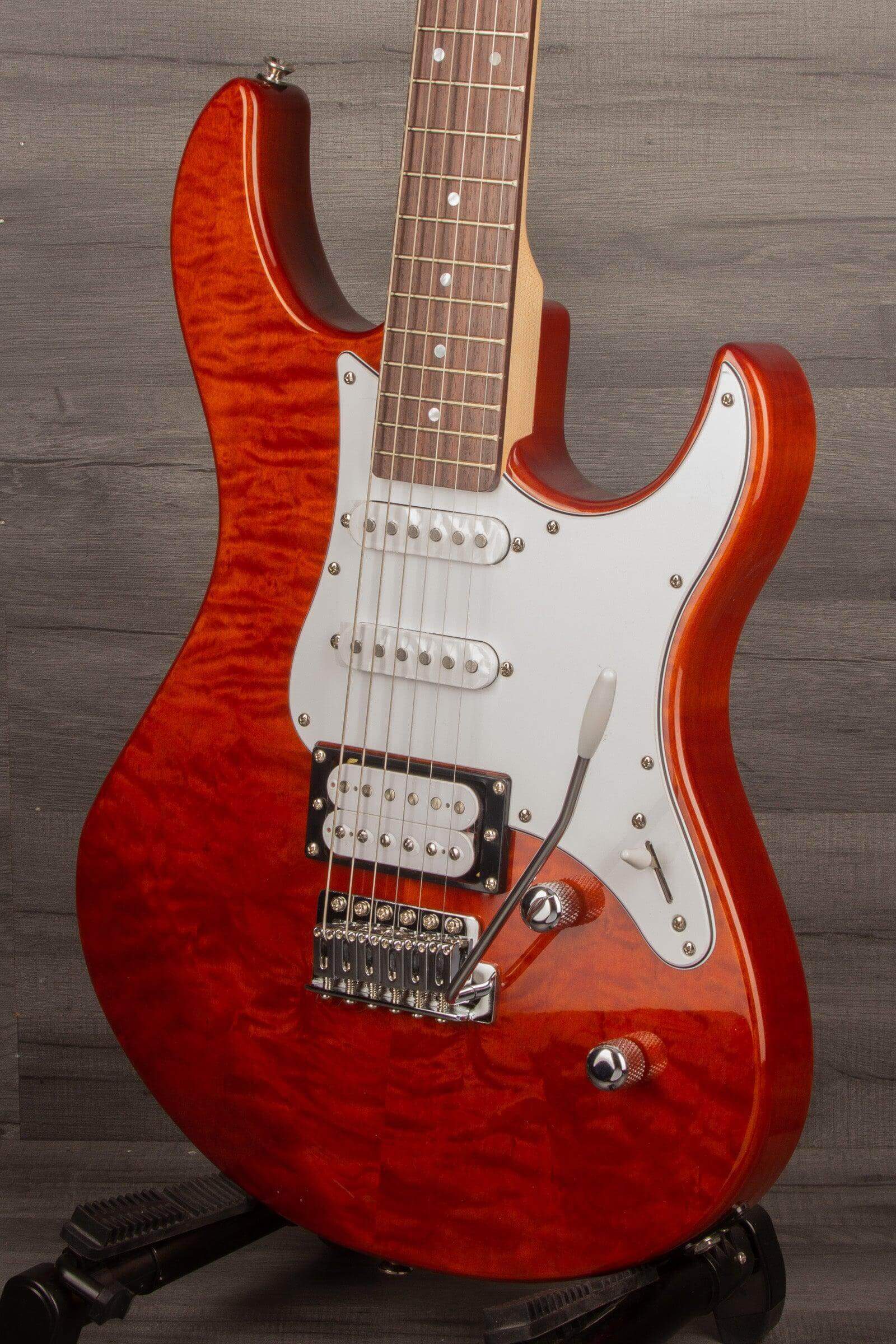 Yamaha Pacifica 212V QM CBR