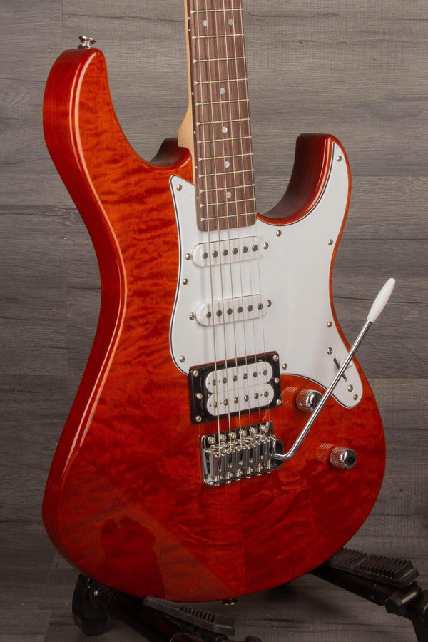 Yamaha Pacifica 212V QM CBR Musicstreet