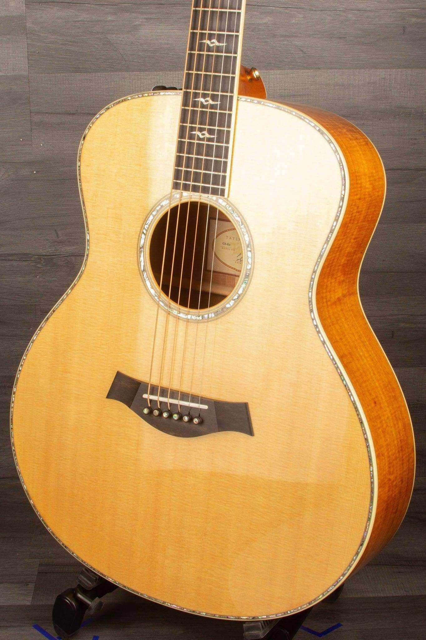USED - 2012 Taylor GSK-E inc Hard Case