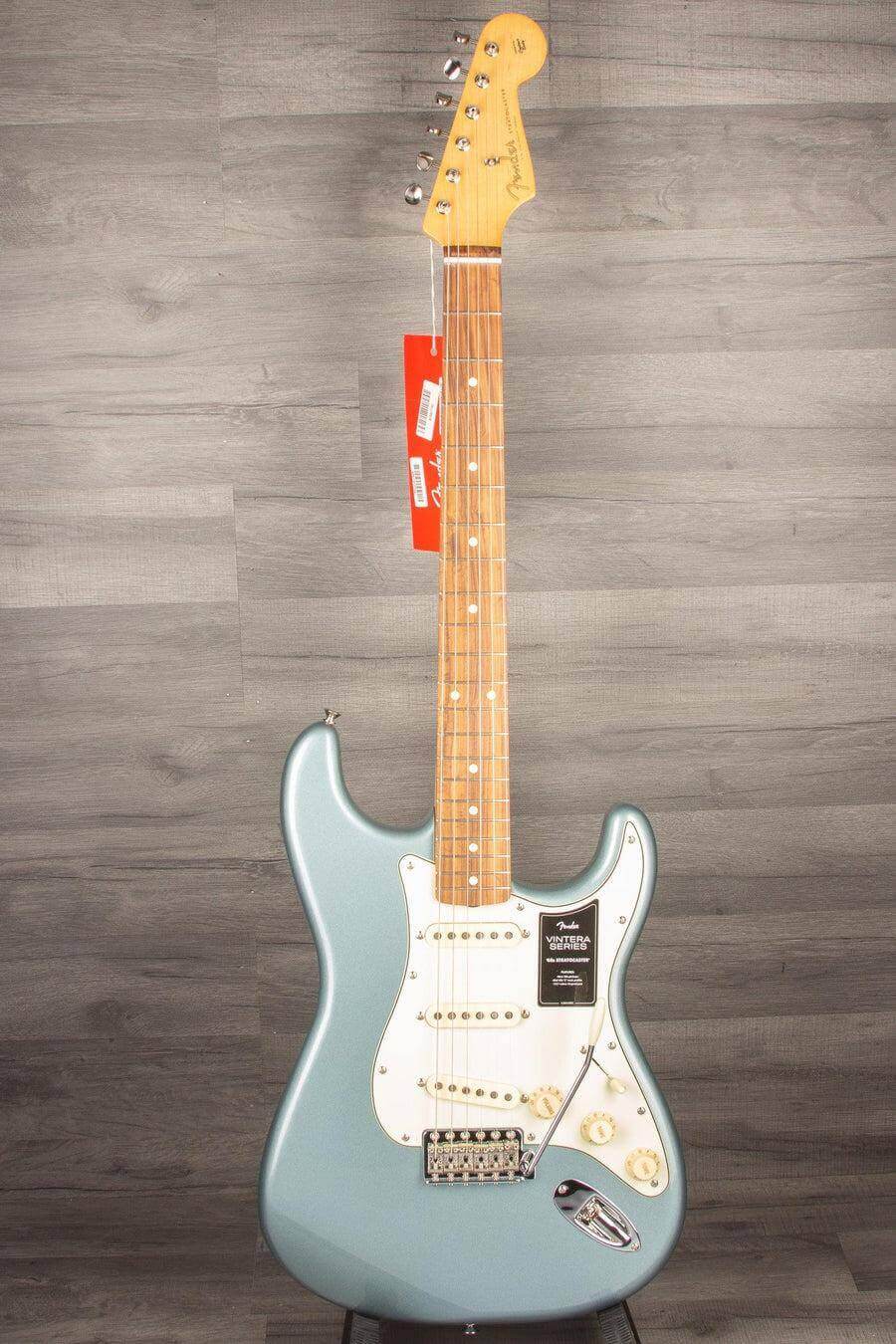 Fender Vintera '60s Stratocaster Ice Blue Metallic (B Stock) - MusicStreet