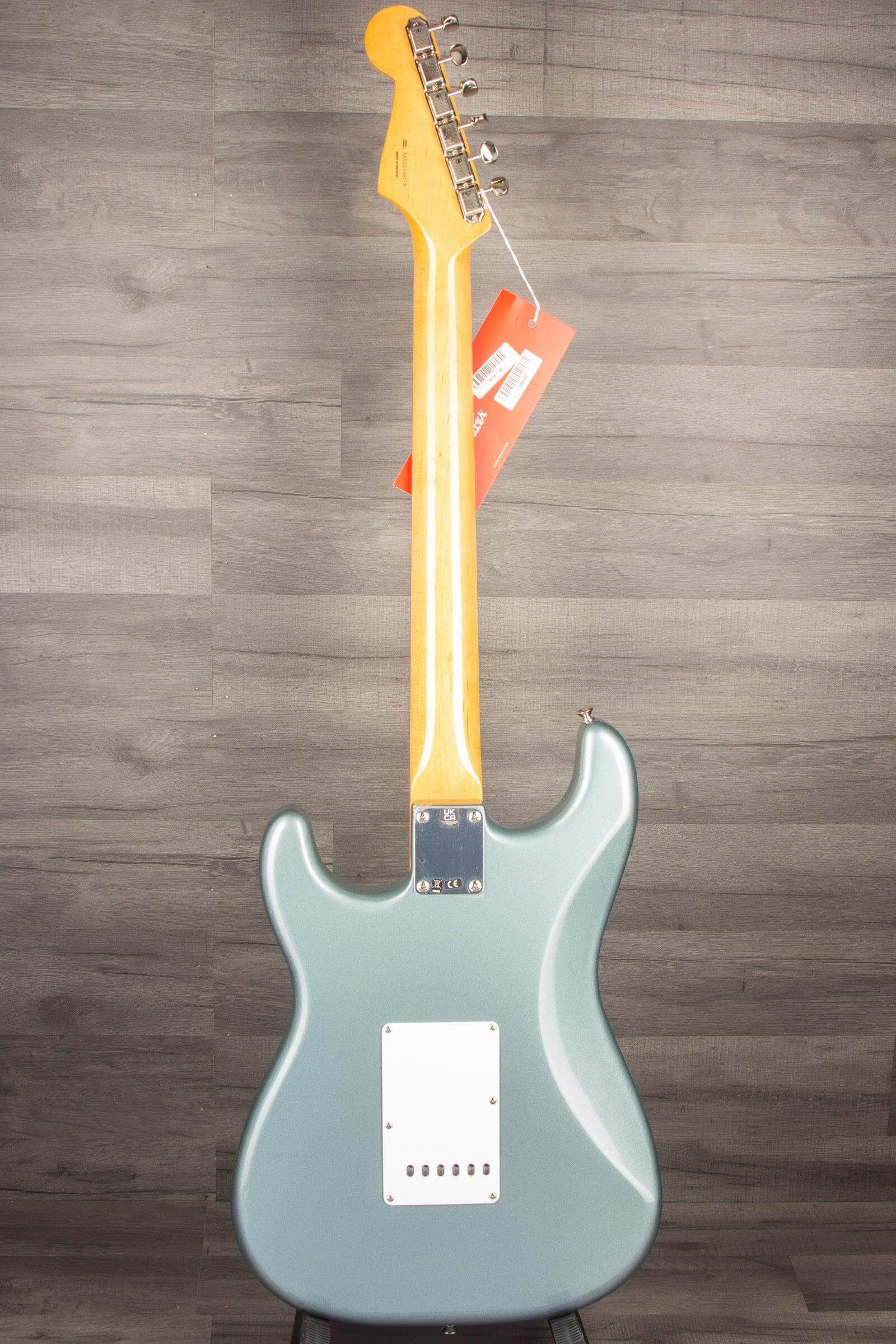 Fender Vintera '60s Stratocaster Ice Blue Metallic (B Stock) - MusicStreet